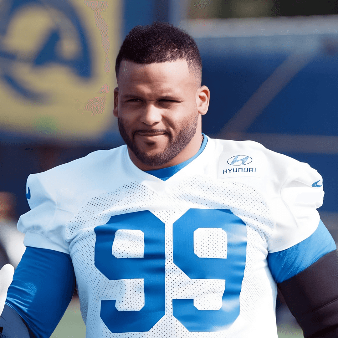 Aaron Donald in Los Angeles Rams uniform