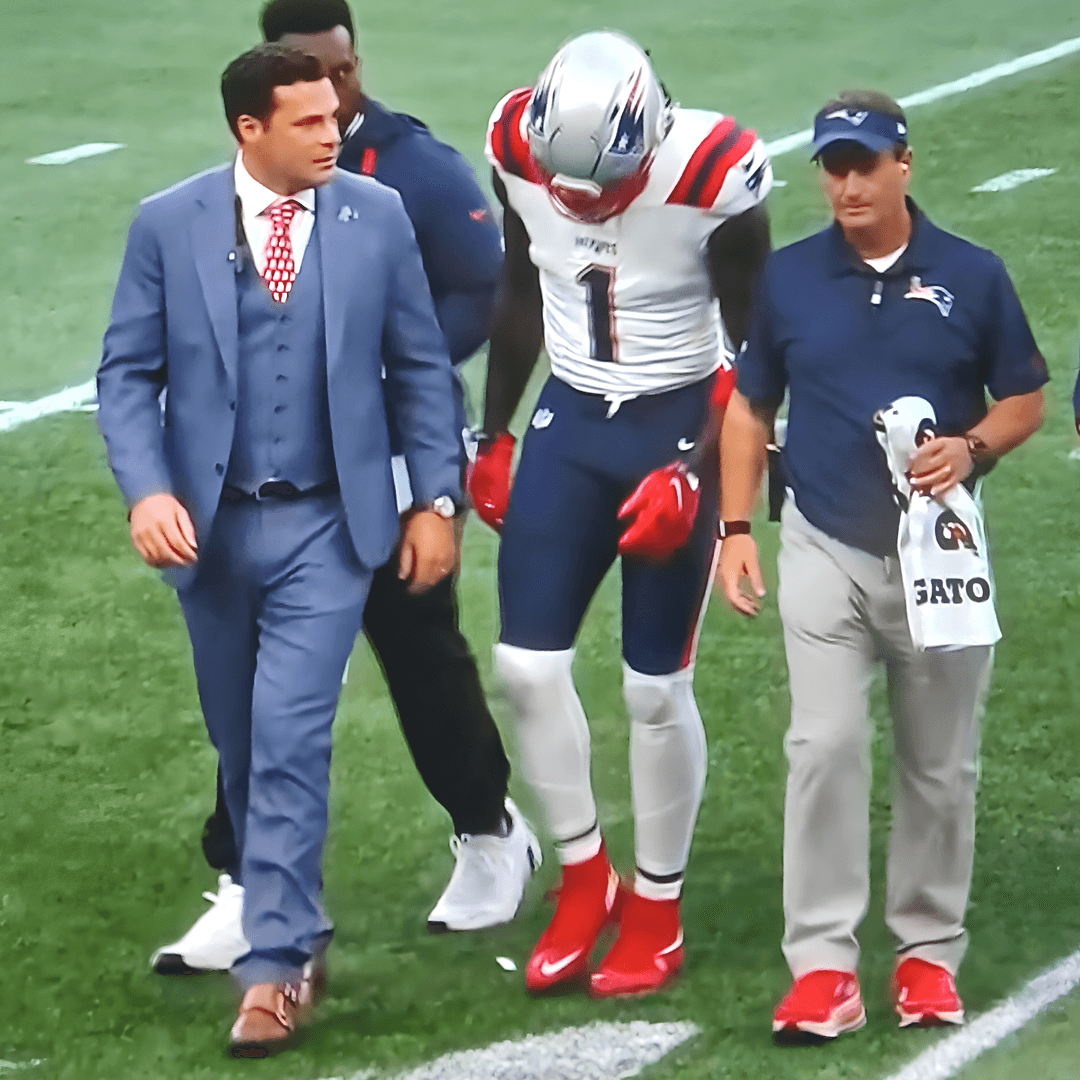 A.J. Brown leaving the field with trainers